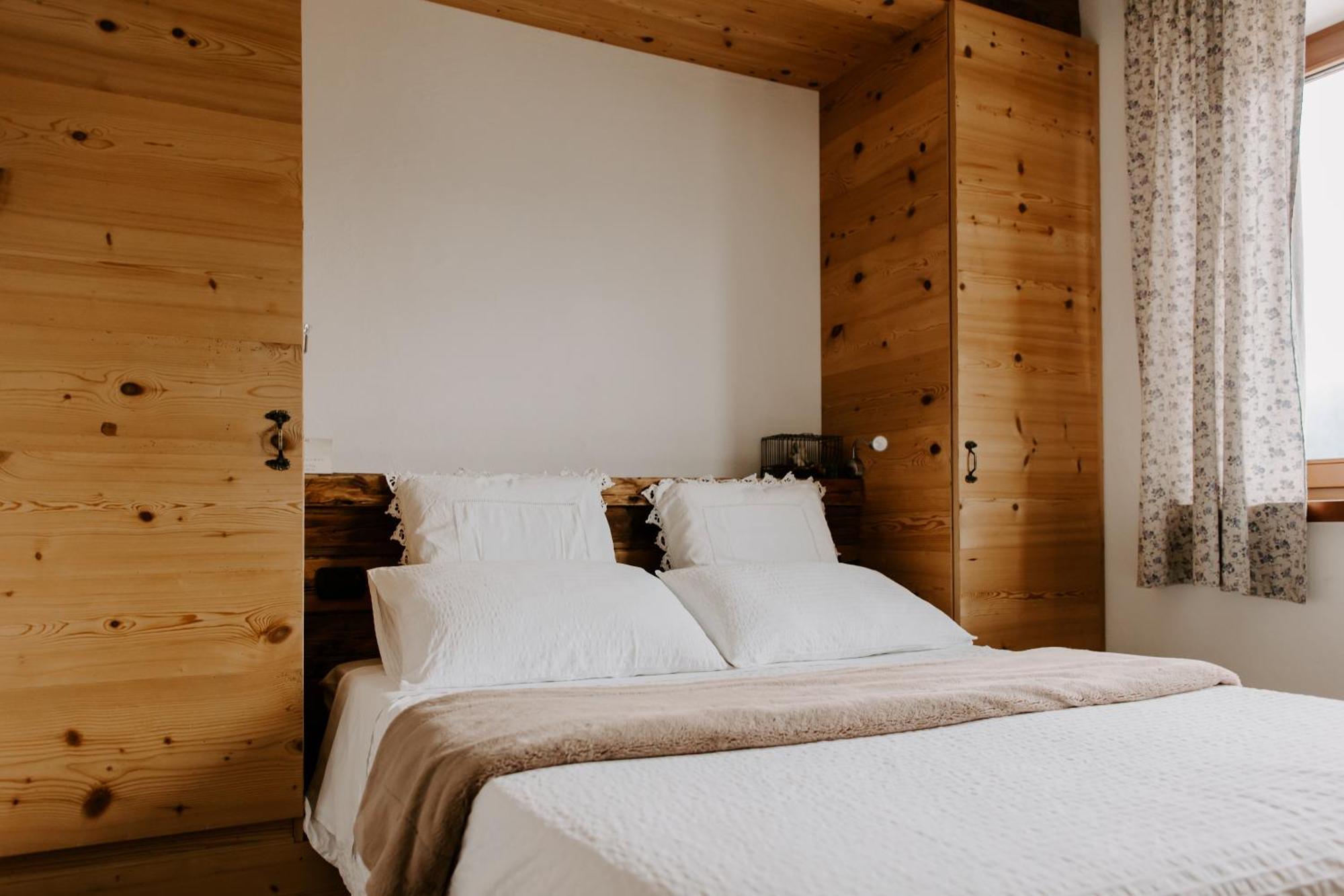 Bed and Breakfast Fra Rose E Mughi Домедже-ди-Кадоре Экстерьер фото